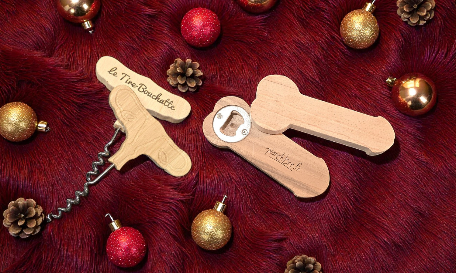 Ensemble d'accessoires drôles et humoristique. Décapsuleurs et tires bouchons en forme de vagin ou de pénis et zizi. En bois, fabriqué en France pour EVG et EVJF